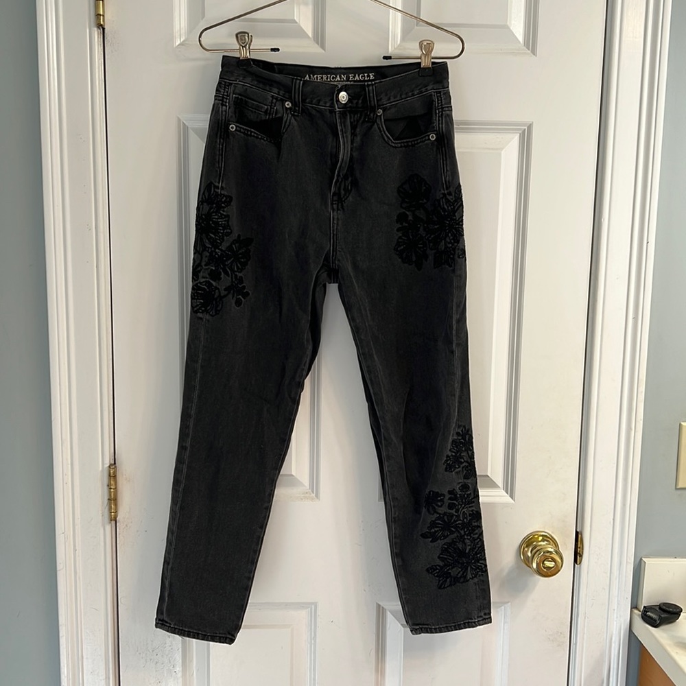 American Eagle Mom Jean